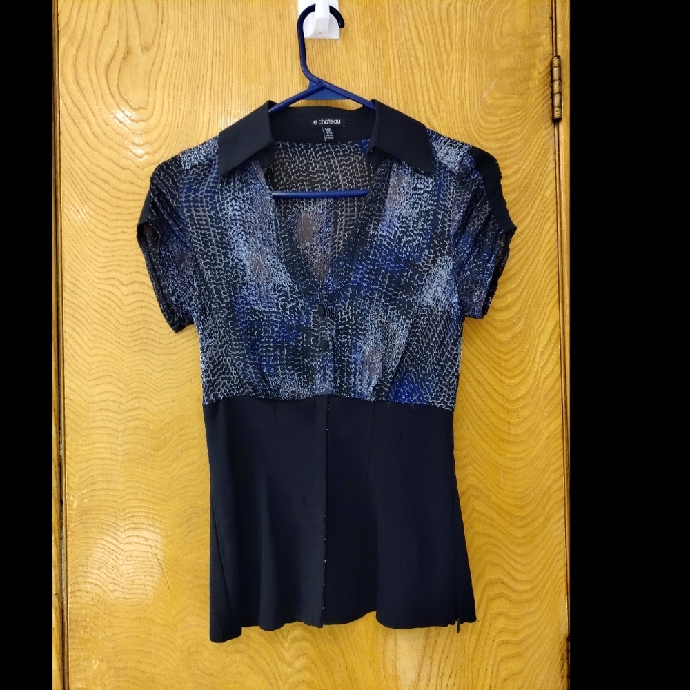 2/29$ LE CHÂTEAU empire waist  blouse blue